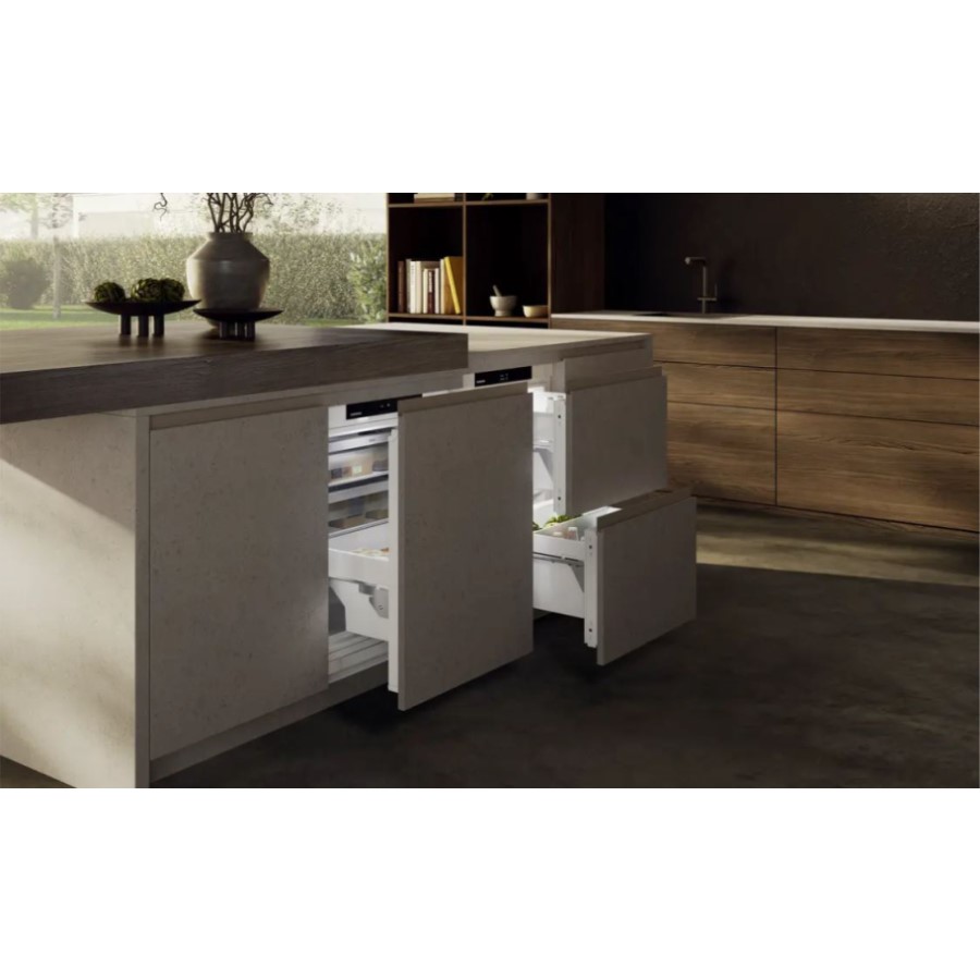 additioanl image for  Liebherr Freezer B/I No Frost White 75 L 